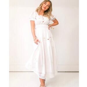 Ivy City Co Heidi White Floral Lace Embroidered Boho Peasant Dress Small Pockets